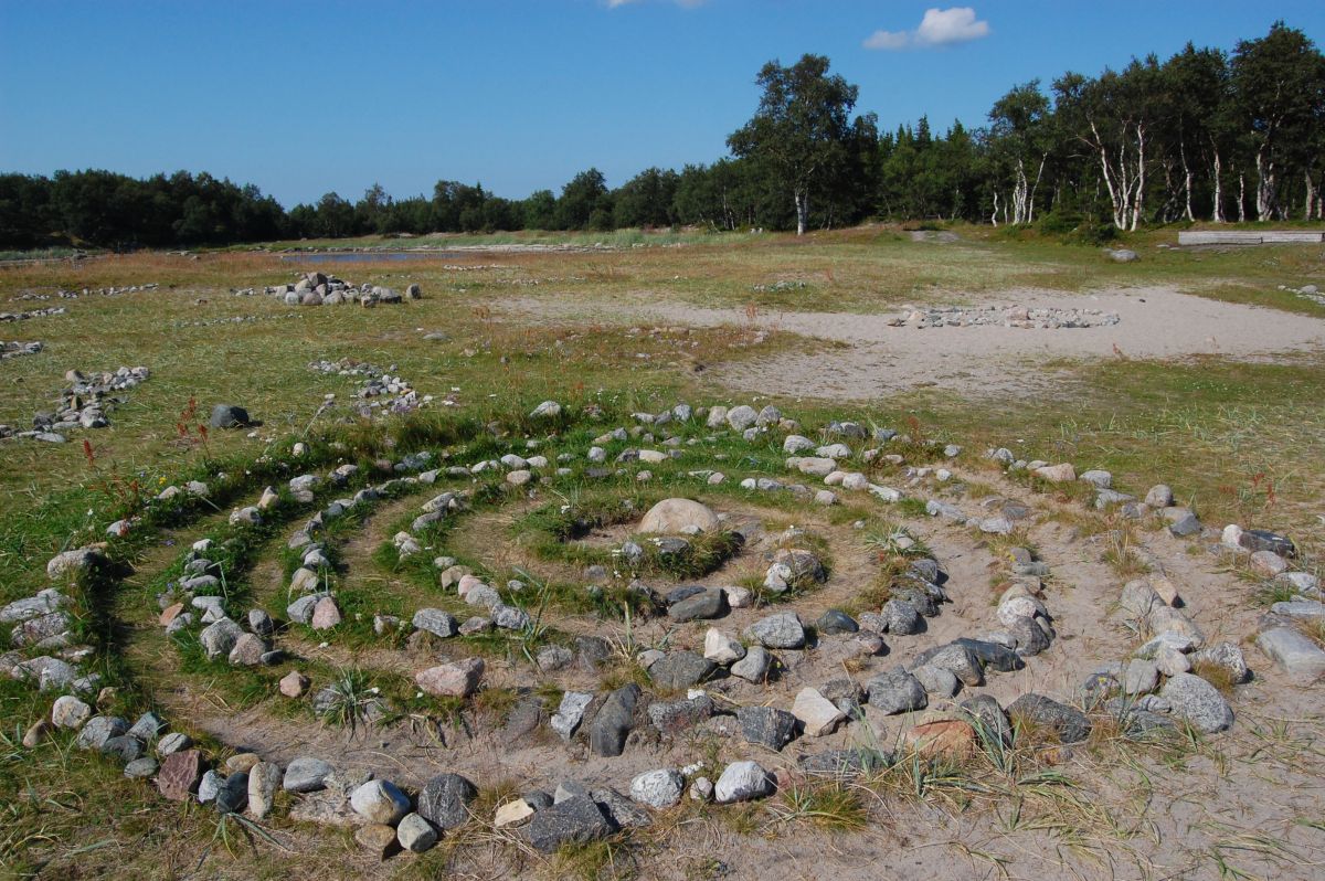 Create Your Own Backyard Maze Fun