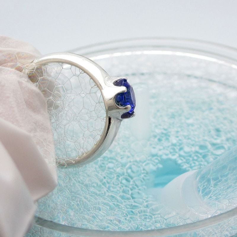 Effortless Ring Cleaning in Minutes