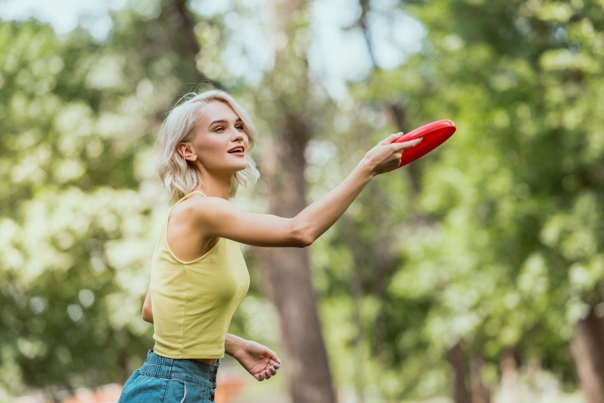 Frisbee: Fun Fitness for Teenagers