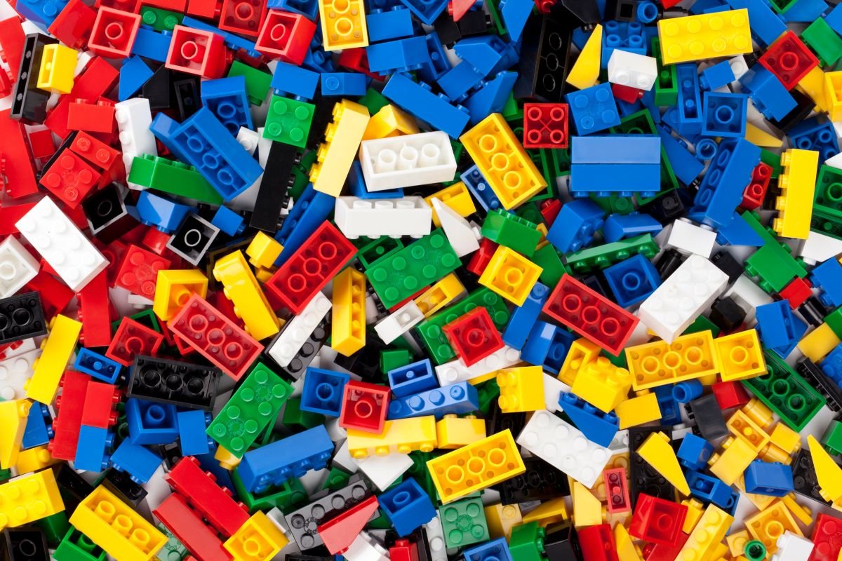 Fun Lego Dumping and Sorting Activity