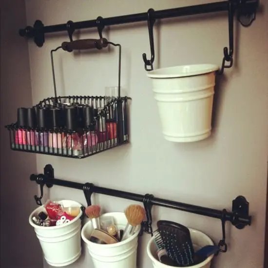 Maximize Space with Stylish Buckets