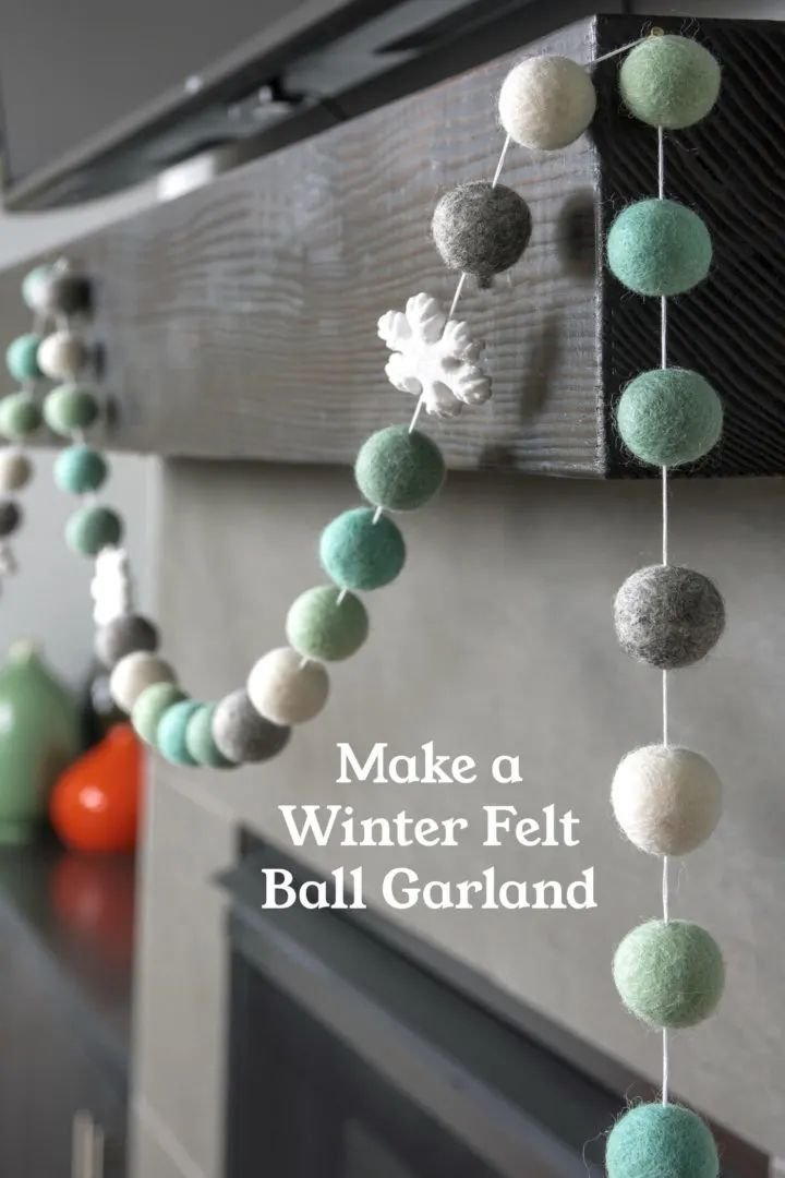 Charming Winter Felt Ball Garland Ideas