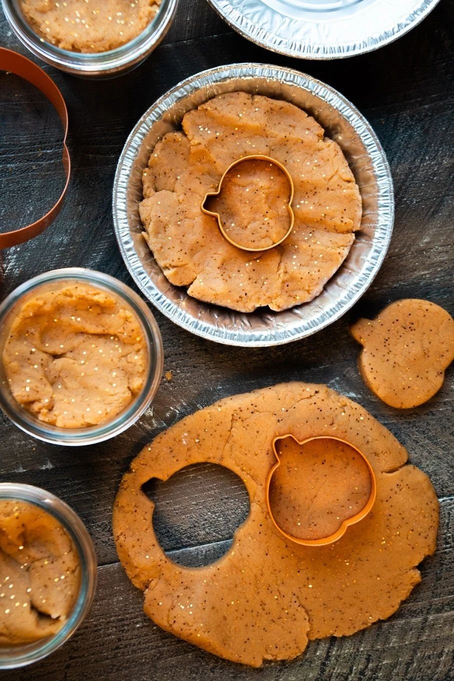 Create Fun Pumpkin Pie Playdough