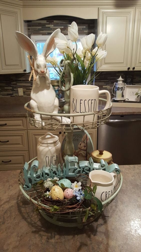 Creative Fruit Stand Easter Decor Ideas