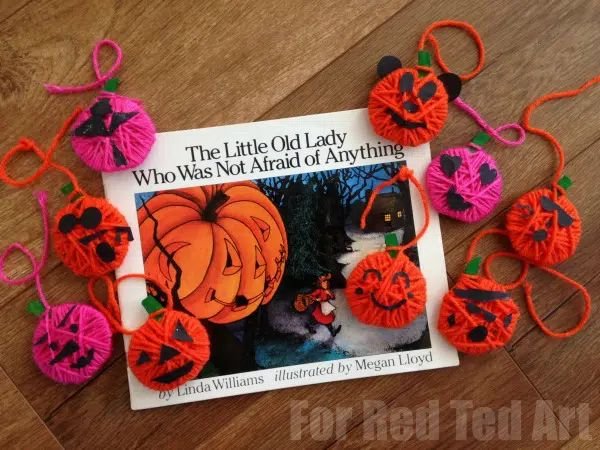 Creative Yarn Pumpkin Garland Ideas