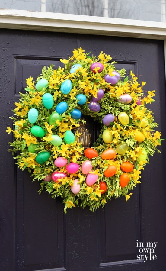 Revitalize Your Wreath with Spray Paint