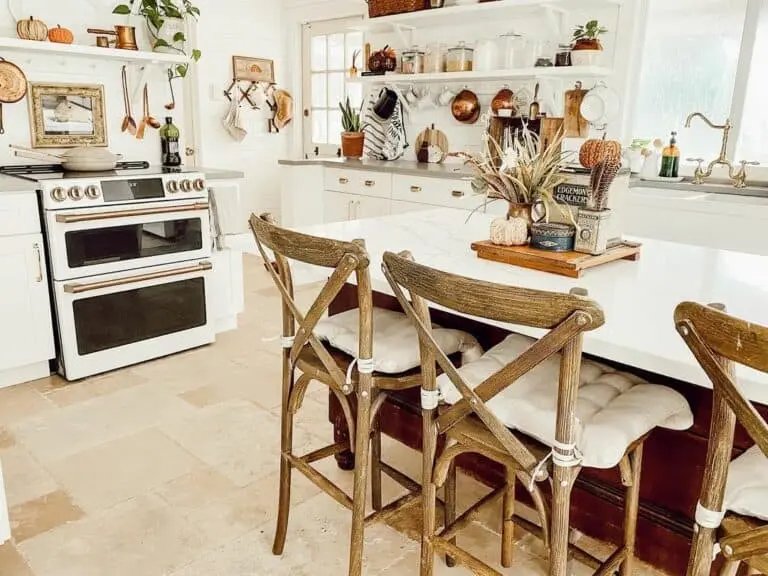 Accent Stools for Kitchen Style
