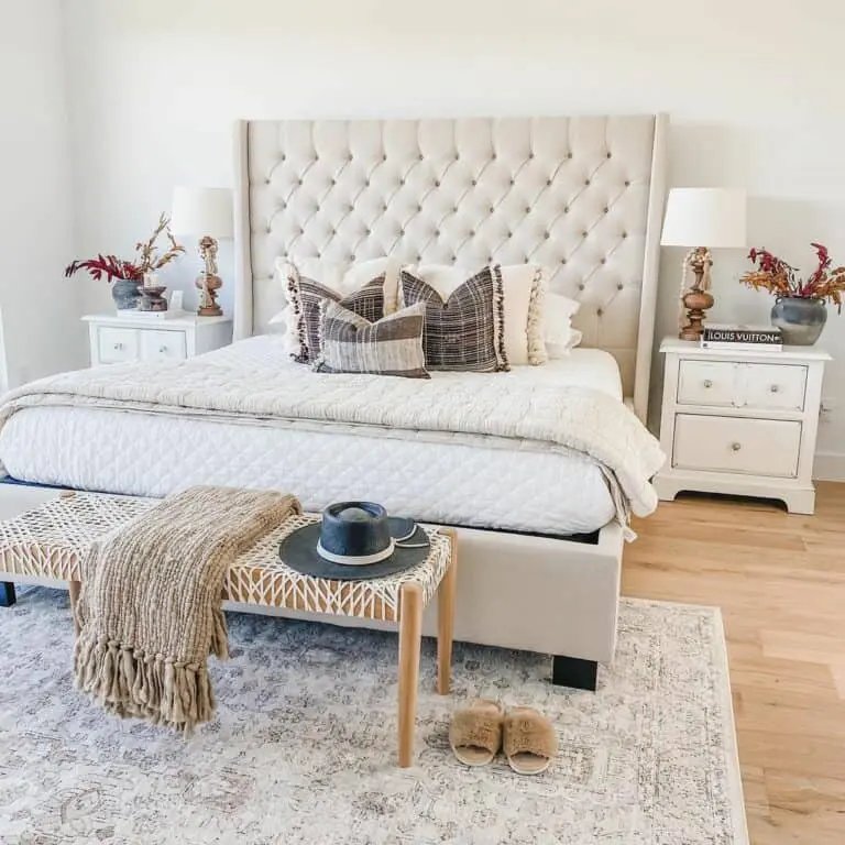 Autumn-Inspired Bedroom Decor