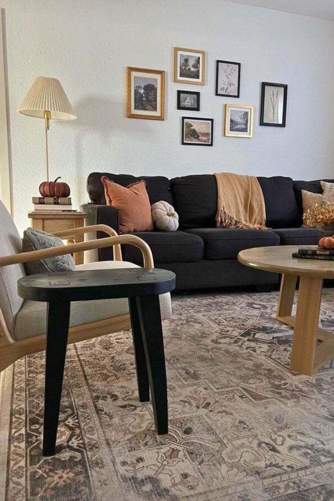 Autumn-Inspired Sofa Styling