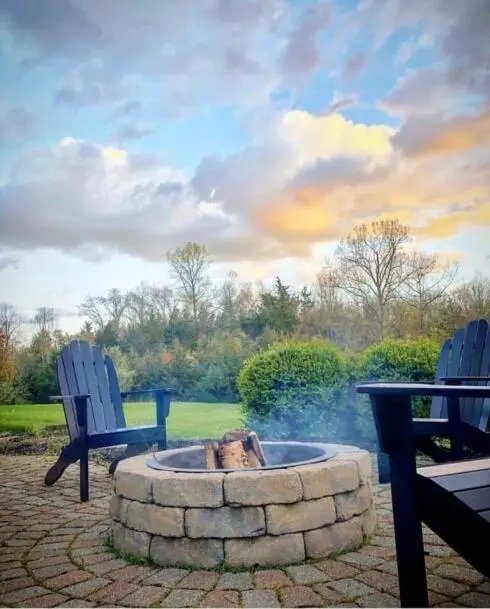 Black Chair with Firepit