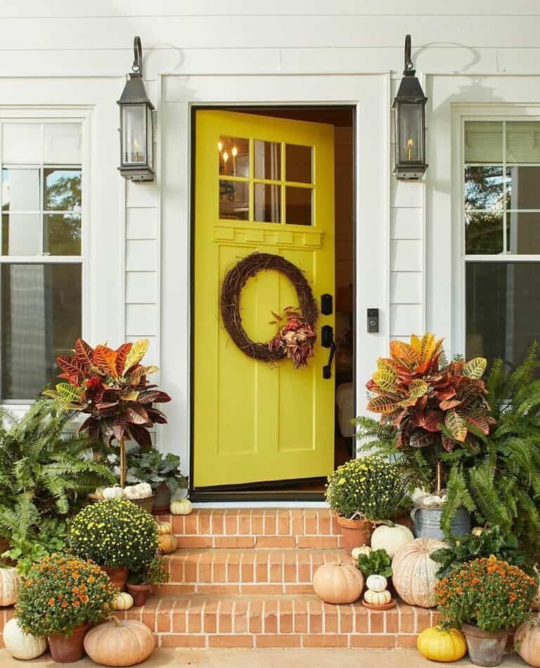 Brown Autumn Wreath Design