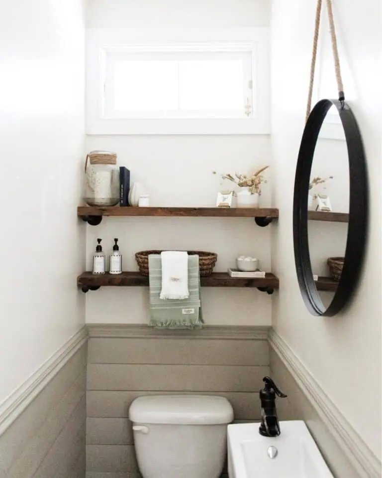Compact Bathroom Towel Shelves