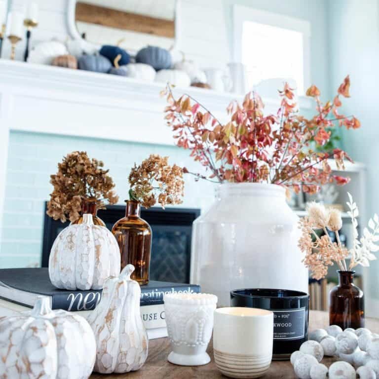 Contemporary Coffee Table Décor