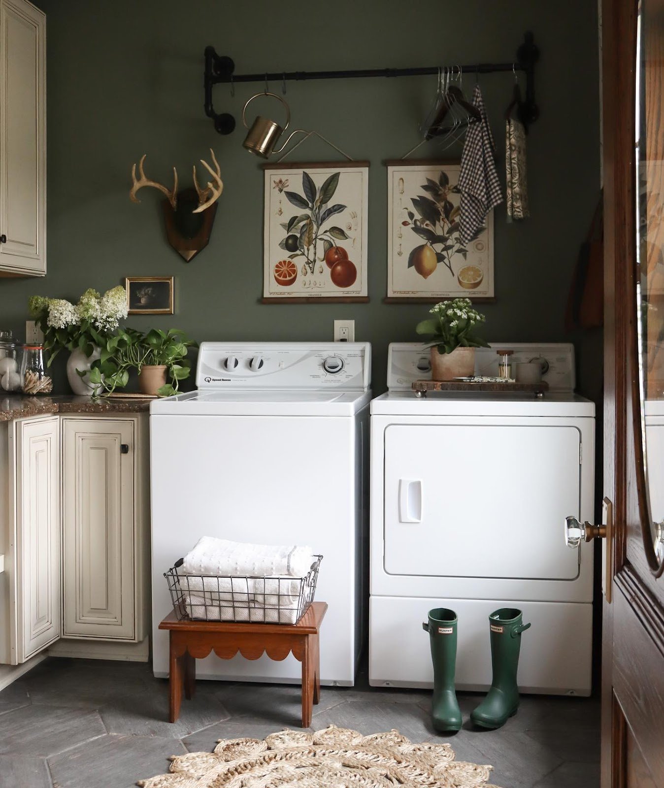Countryside-Inspired Laundry Space