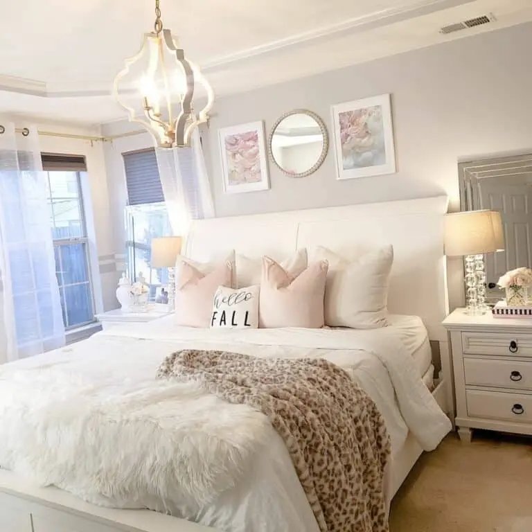 Cozy Farmhouse Fall Decor