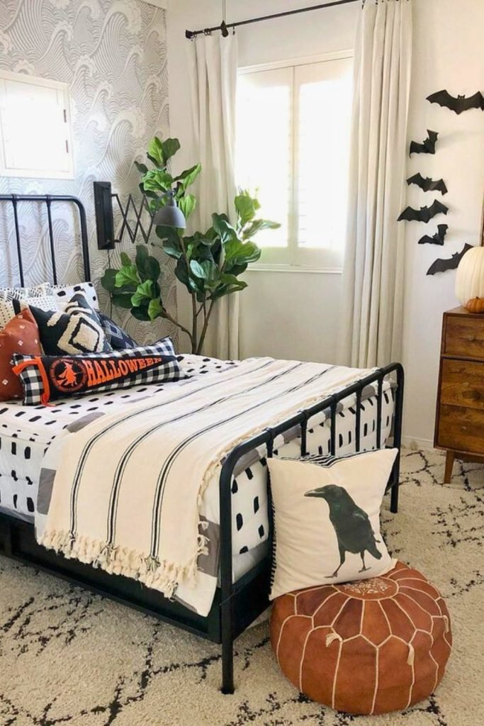 Cozy Halloween Fall Bedroom
