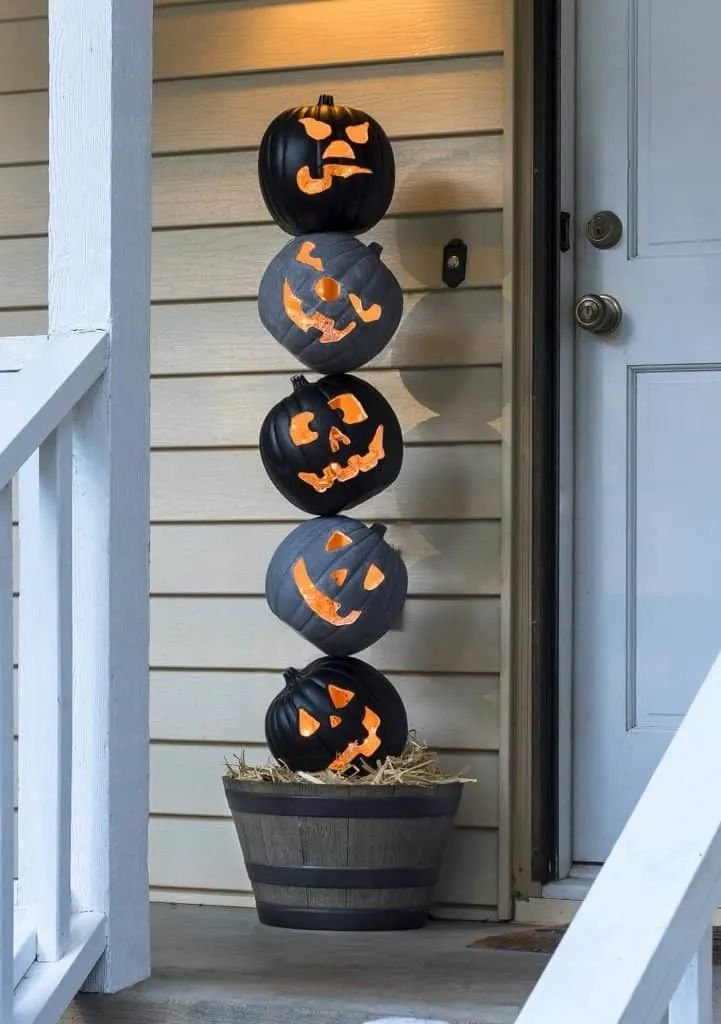 DIY Halloween Pumpkin Topiary