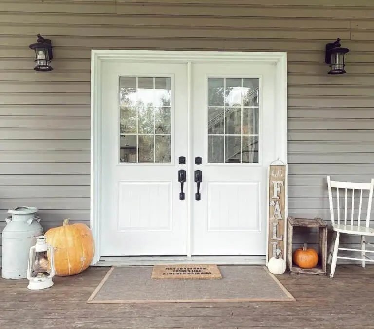 Double White Doors and Lamps