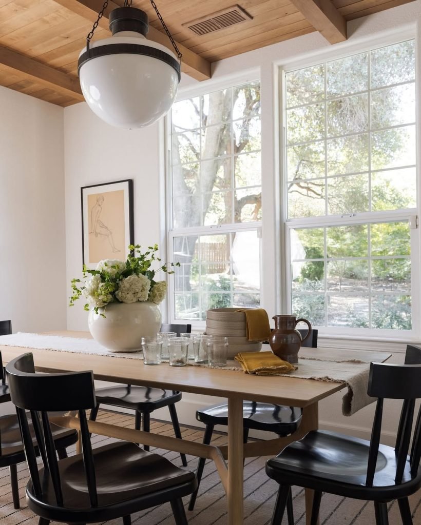Elegant Rustic Dining Space