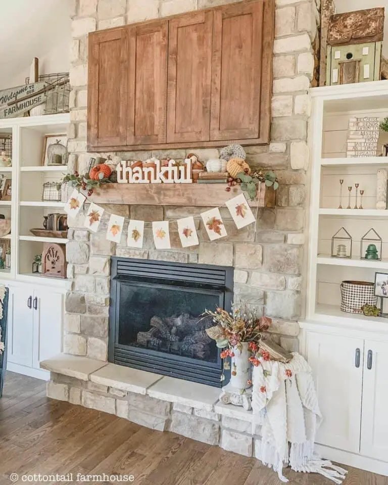 Fall Leaf Banner Decor