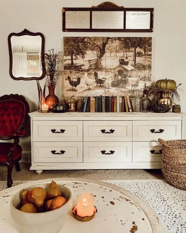Farmhouse Fall Decor Display