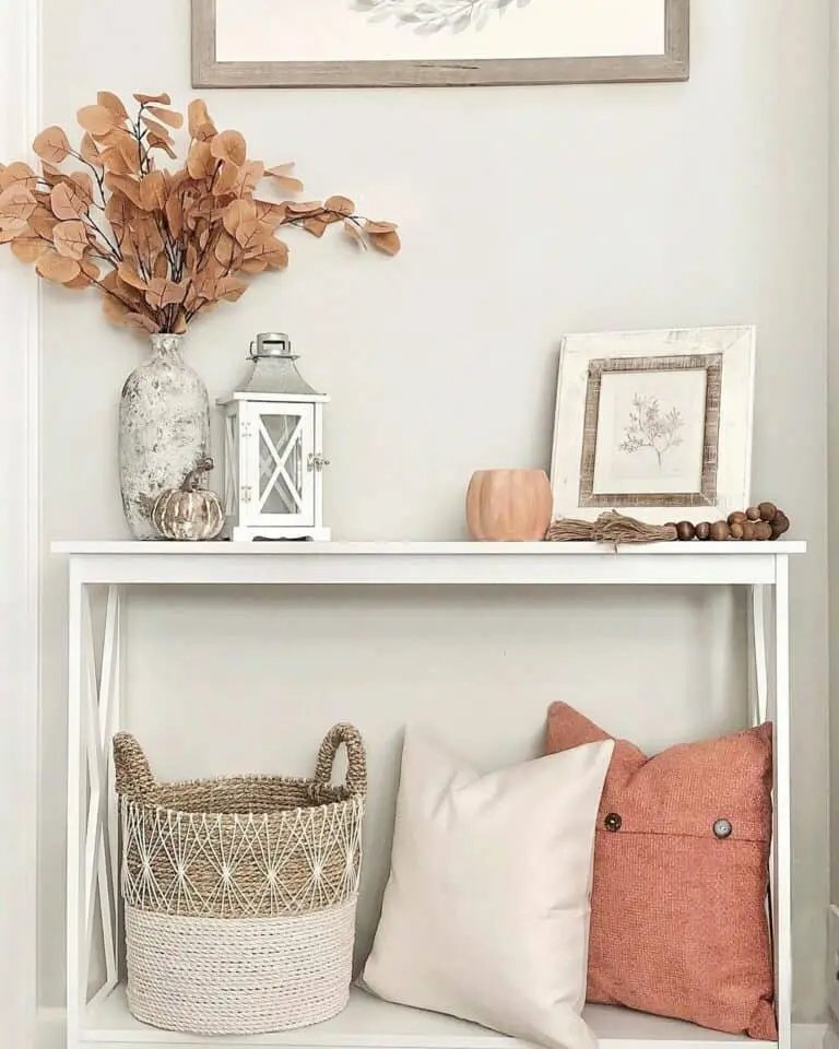 Light Fall Color Decor