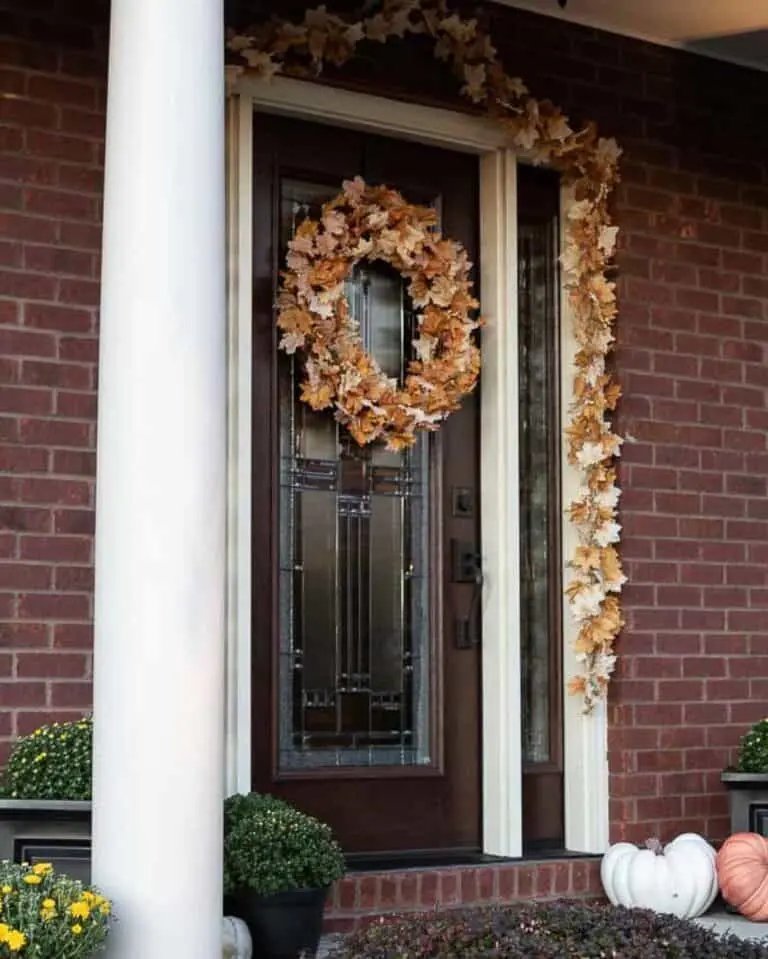 Maple Leaf Fall Porch Décor