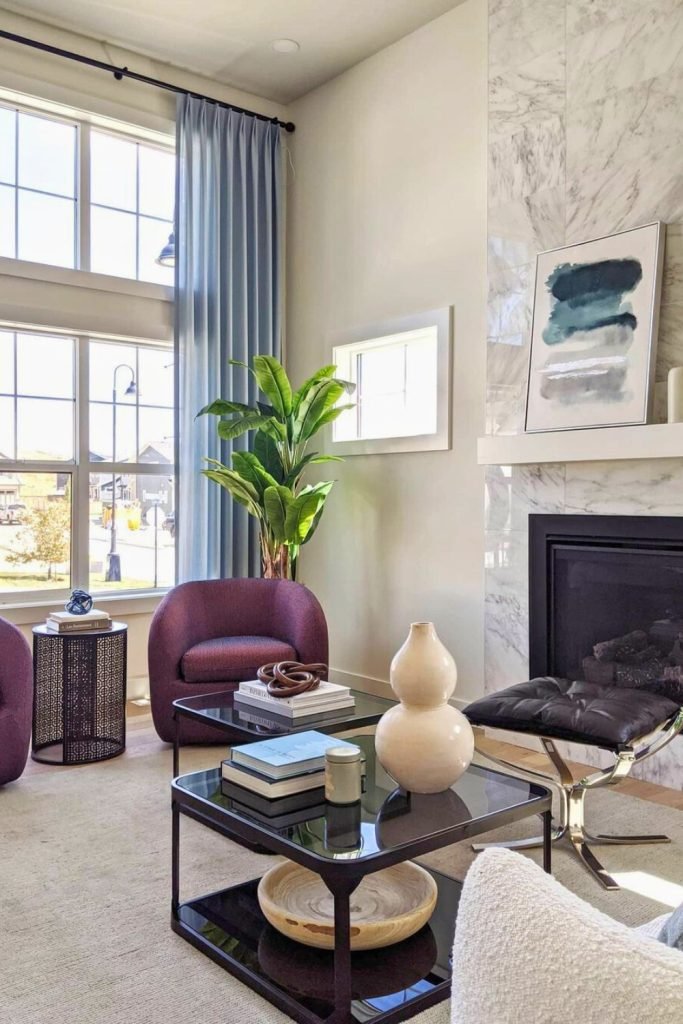 Modern Sophisticated Living Room