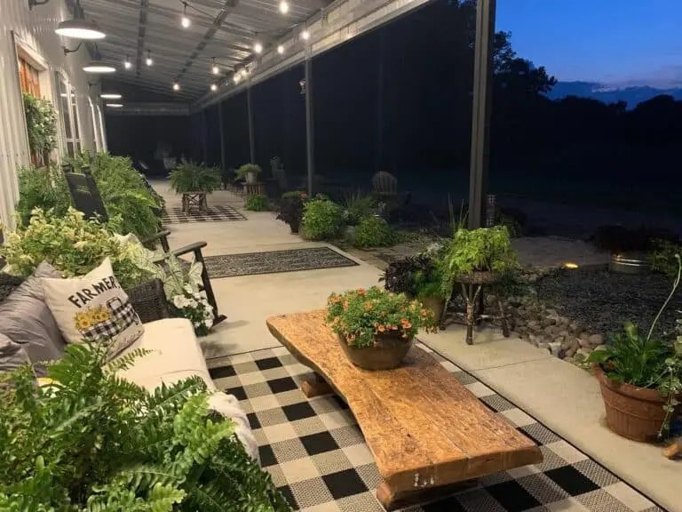 Natural Summer Porch Decor