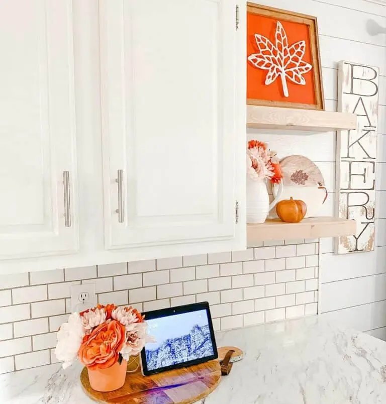 Seasonal Accents on Shelves