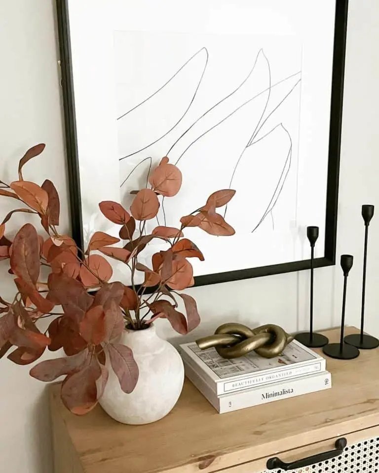 Simple Modern Console Decor