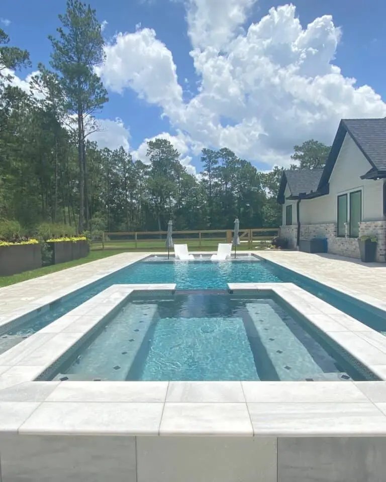 Sunken Tub and Pool
