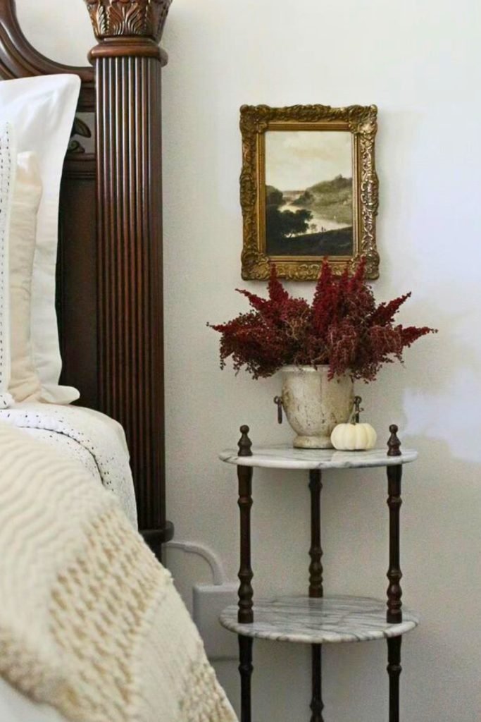 Vintage Fall Bedroom Decor