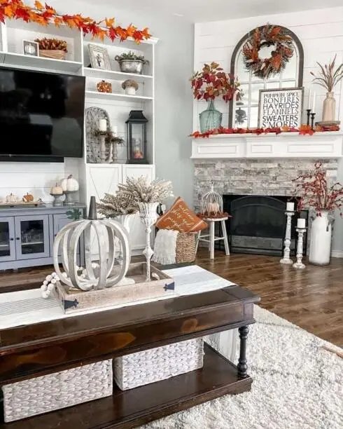 Warm Color and Neutral Pairing