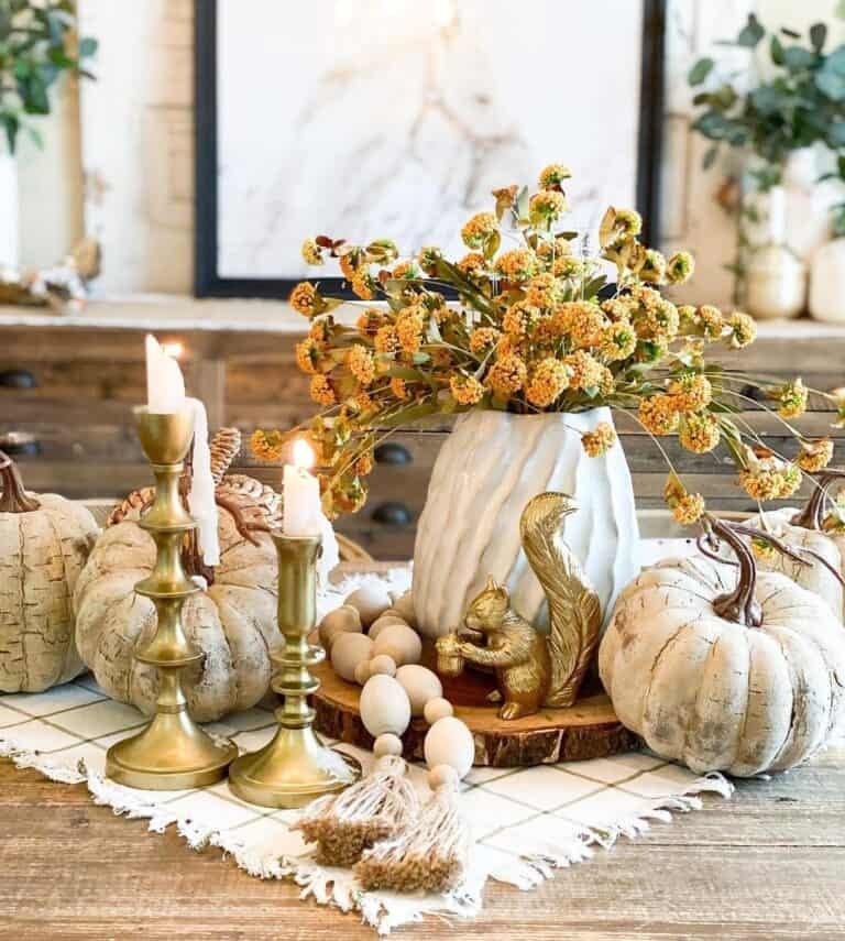 White and Brass Farmhouse Tabledecor