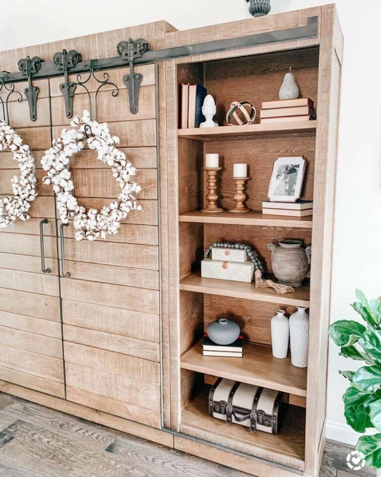 Wood Media Unit with Wreaths