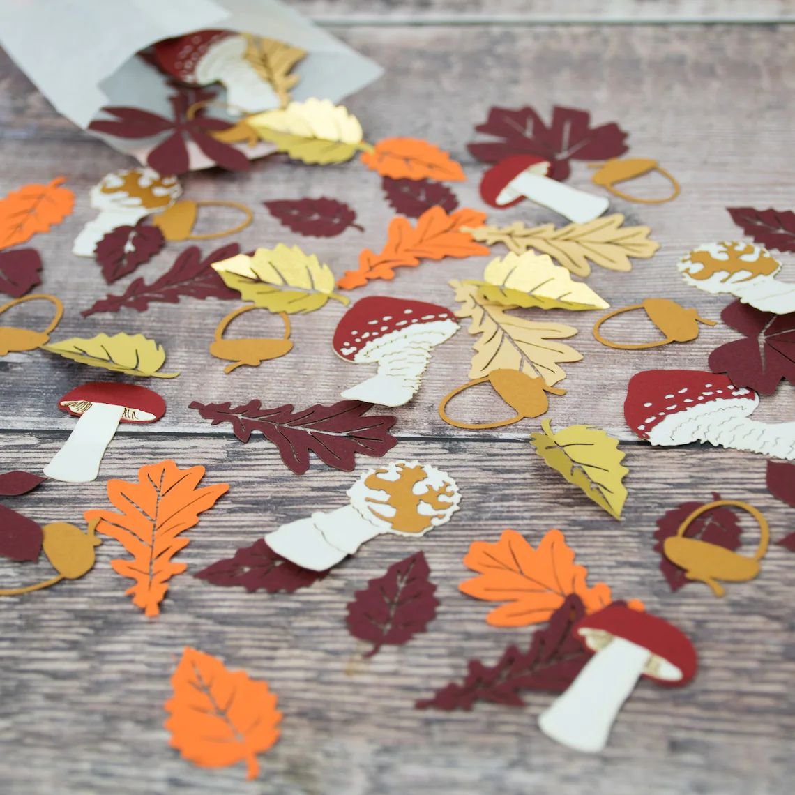 Woodland-Themed Table Decor