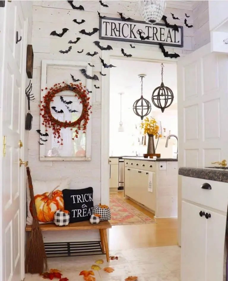 Bats and Pumpkins Nook