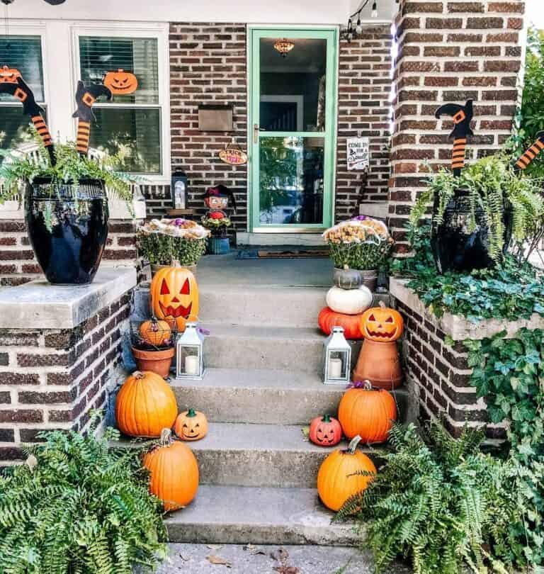 Farmhouse Pumpkins and Window Cutouts