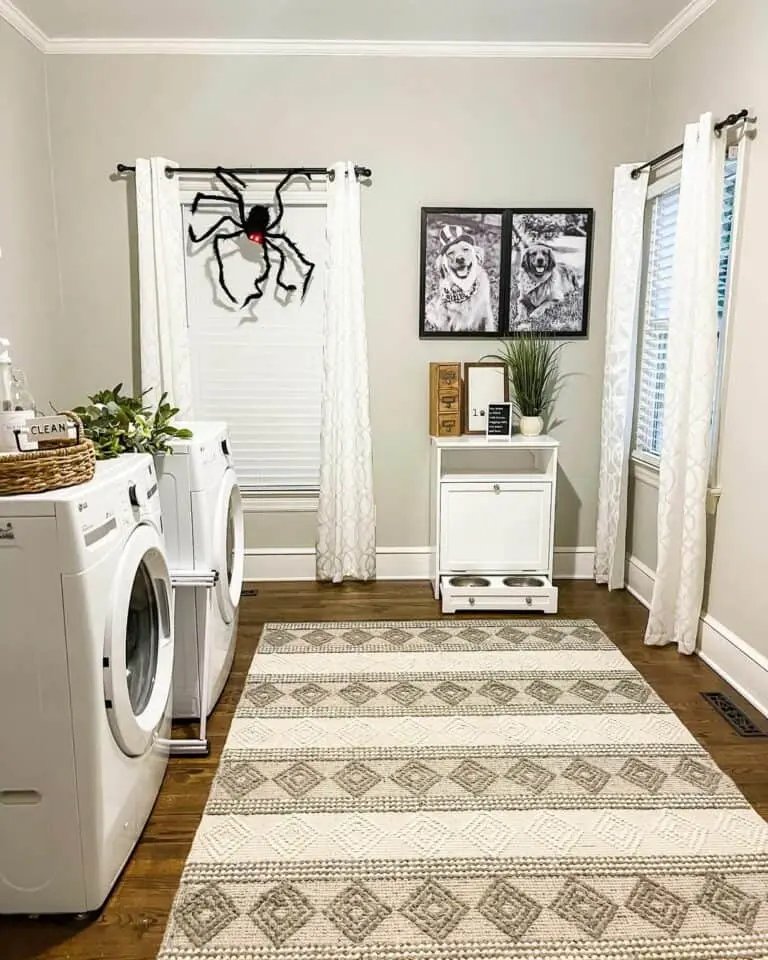 Giant Spider Window Decor
