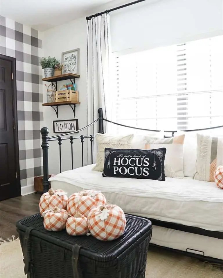Halloween-Themed Playroom Design