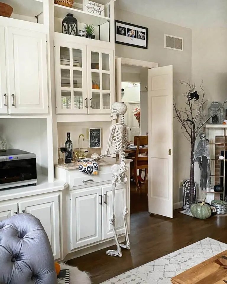 Life-size Skeleton Bar