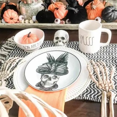 Skull-Themed Tablescape
