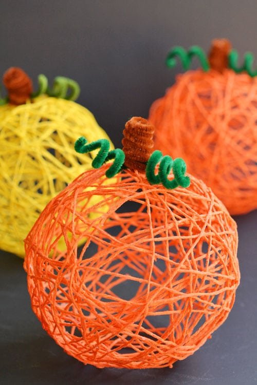 Yarn Halloween Lanterns
