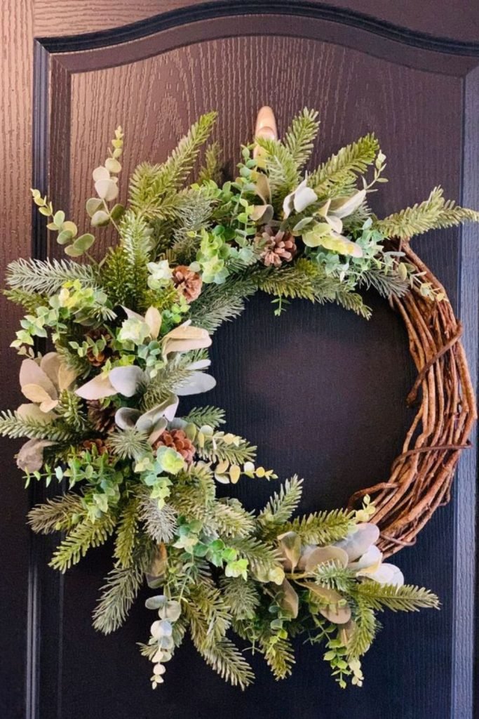 Dark Evergreen Crescent