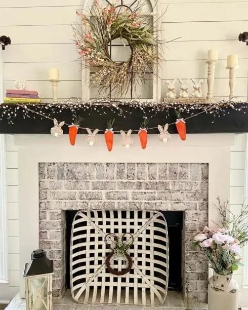 Farmhouse Mantel Garland