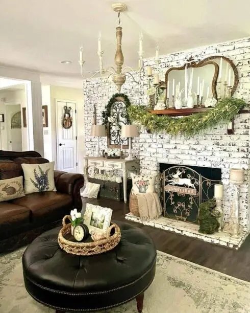 Farmhouse Mantel Garland