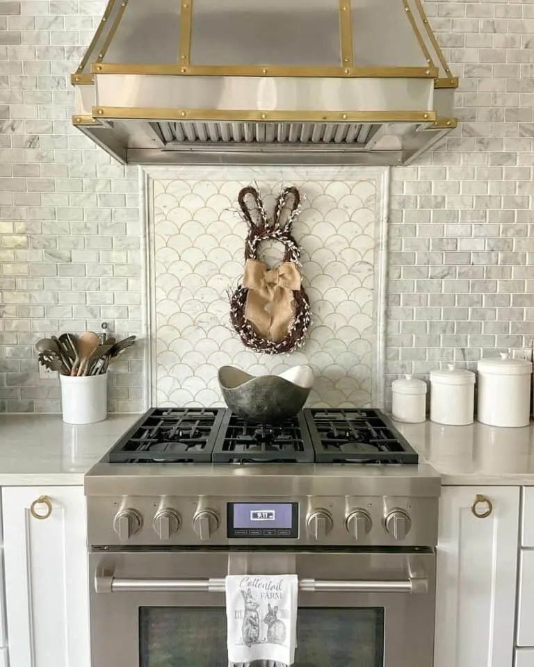 Grapevine Bunny Backsplash