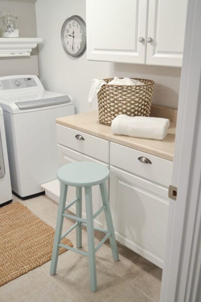 Green Woodland Laundry