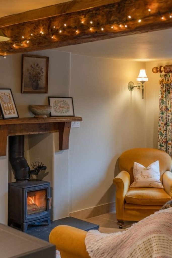 Marigold Candle Glow